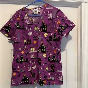 Scrubstar Halloween scrub top size medium